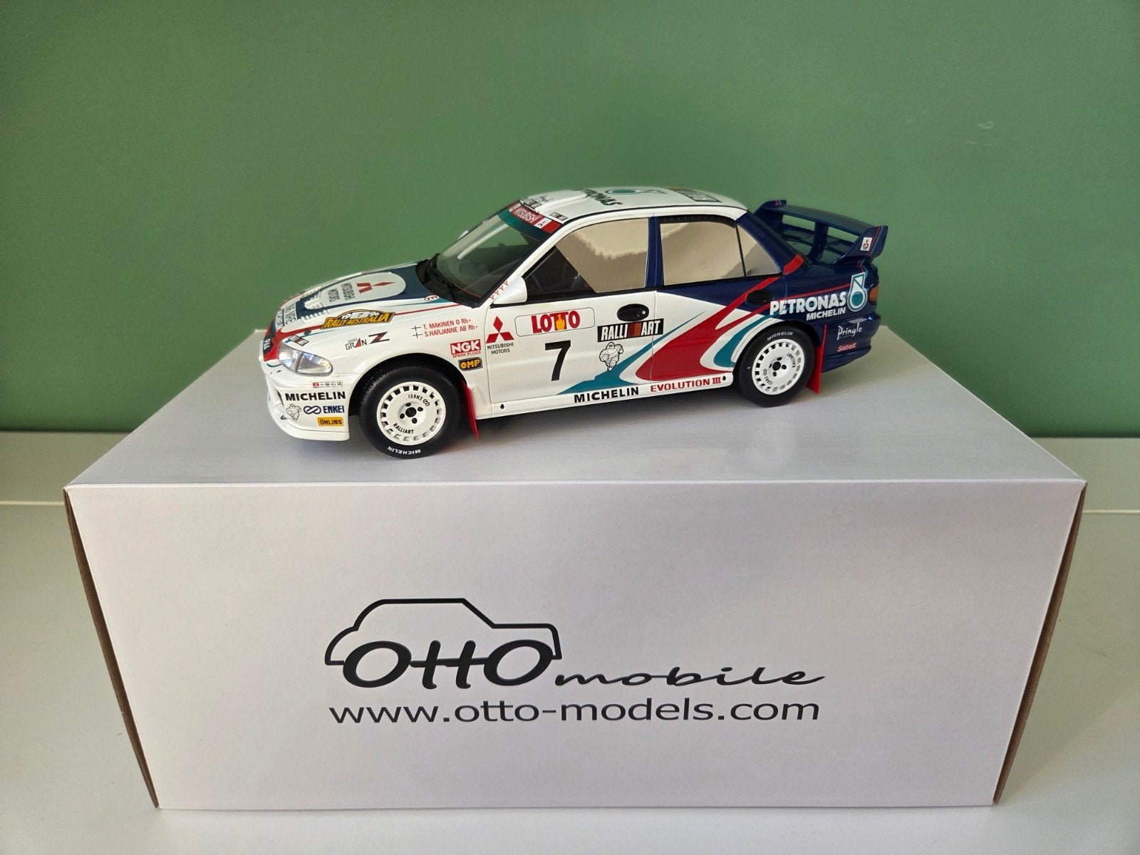 Otto Mobile Mitsubishi Lancer Evo 3 Rally Australia (OT475), Hobby en Vrije tijd, Modelauto's | 1:18, Ophalen of Verzenden, Nieuw
