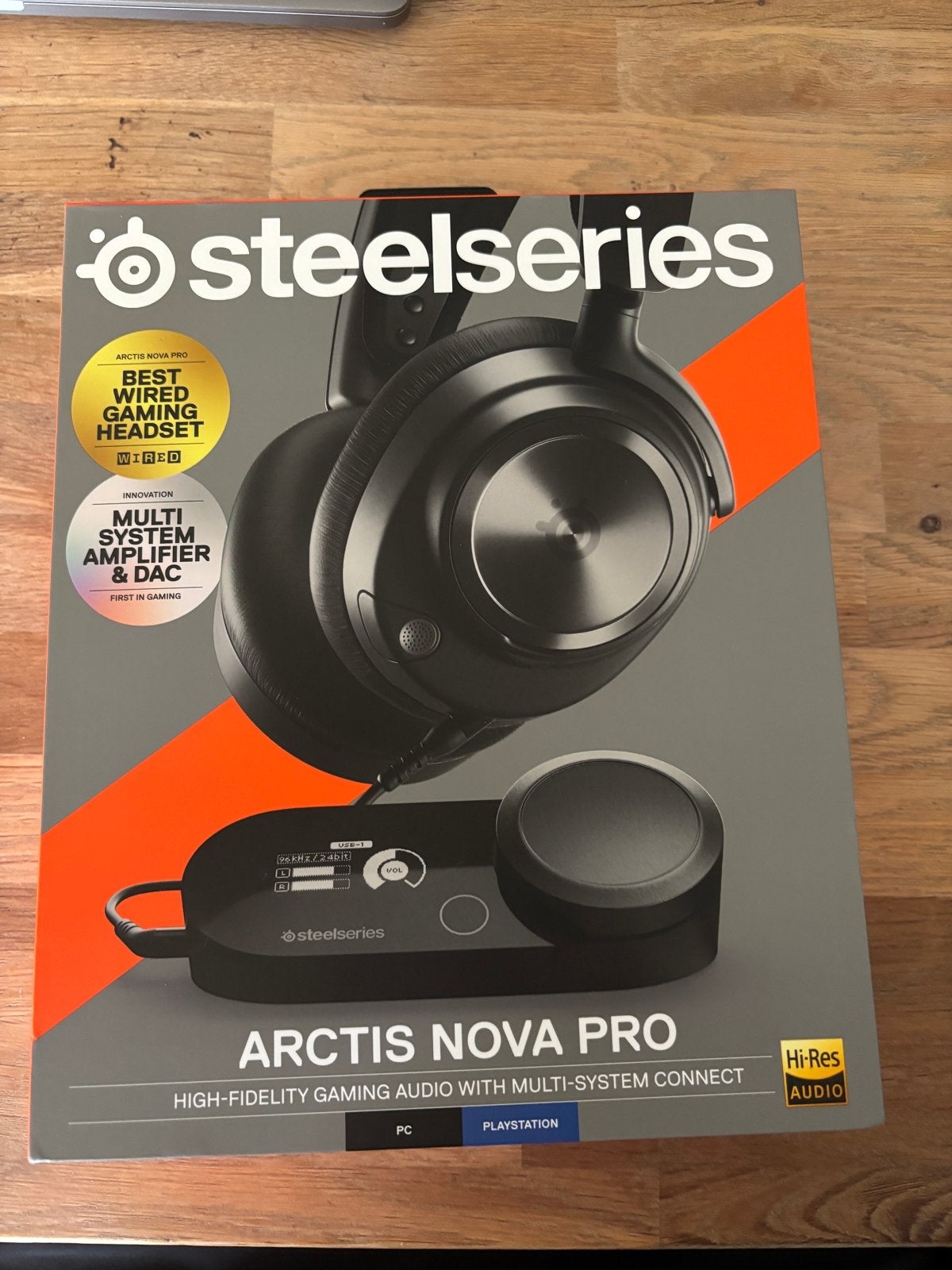 SteelSeries Arctis Nova Pro Gaming Headset