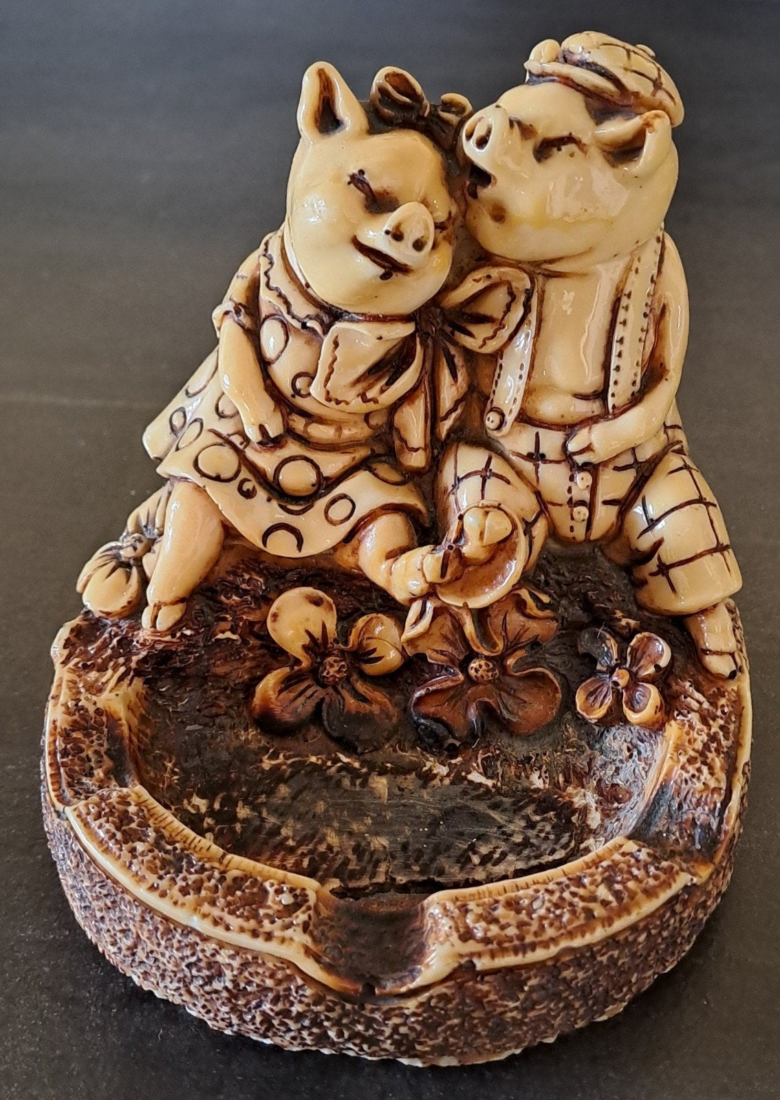 Schattige varkentjes asbak - decoratief beeldje. Ivorine, Ophalen of Verzenden