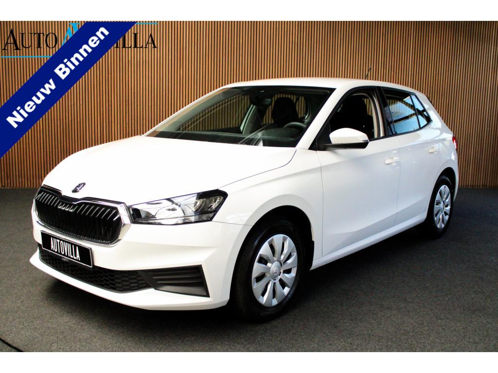 Skoda Fabia 1.0 Navi Airco Stoelverwarm. PDC Cruise Carplay, Stof, Gebruikt, Wit, Origineel Nederlands