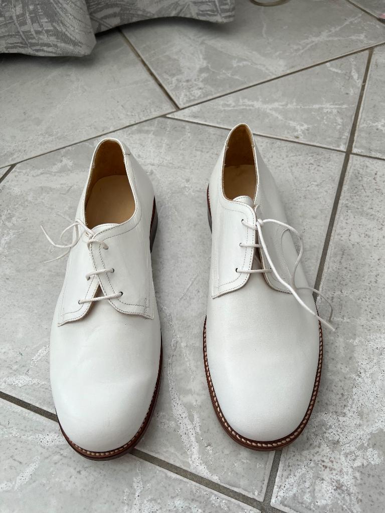 Nieuw paar witte schoenen van KMAR maat 285B. 44,5, Verzenden, Wit, Defensie, Nieuw