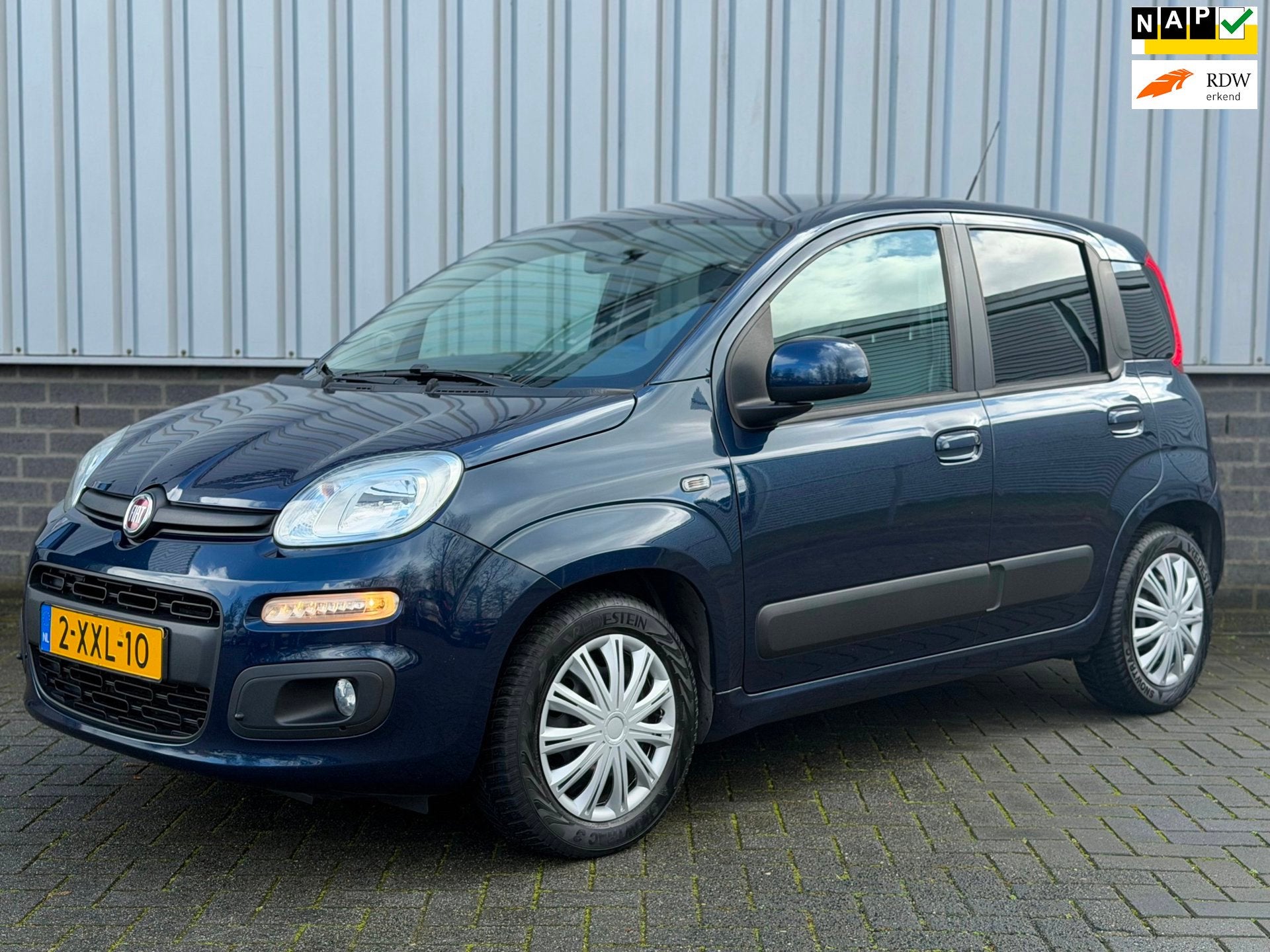 Fiat Panda 0.9 TwinAir Lounge |Airco|5 Deurs|ParkeerSensor|, Auto's, Fiat, Voorwielaandrijving, Automatische klimaatregeling, Stof