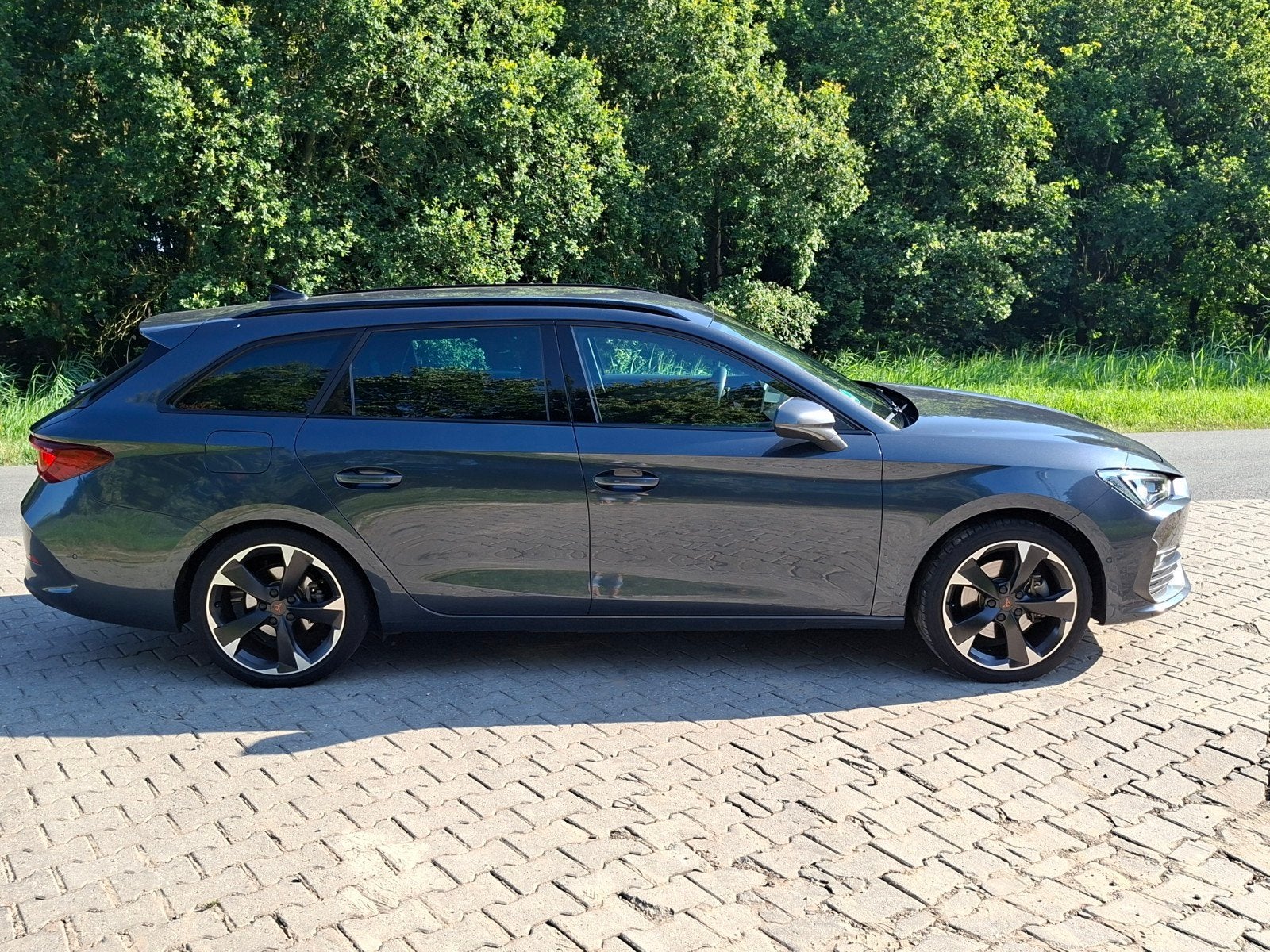 Cupra Leon Sportstourer 1.4 E-hybrid 204pk Dsg-6 2023 Grijs, Auto's, Cupra, Particulier, Leon, ABS, Achteruitrijcamera, Adaptive Cruise Control