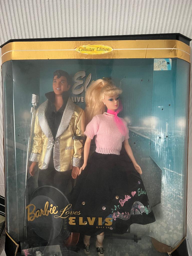 Barbie Loves Elvis, Verzamelen, Poppen, Ophalen of Verzenden, Zo goed als nieuw, Pop