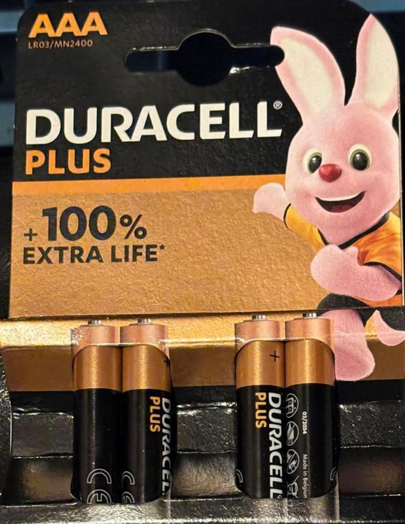 Duracell Plus AAA 1.5V en VARTA CR2025 knoopcelbatterijen, Ophalen, Nieuw