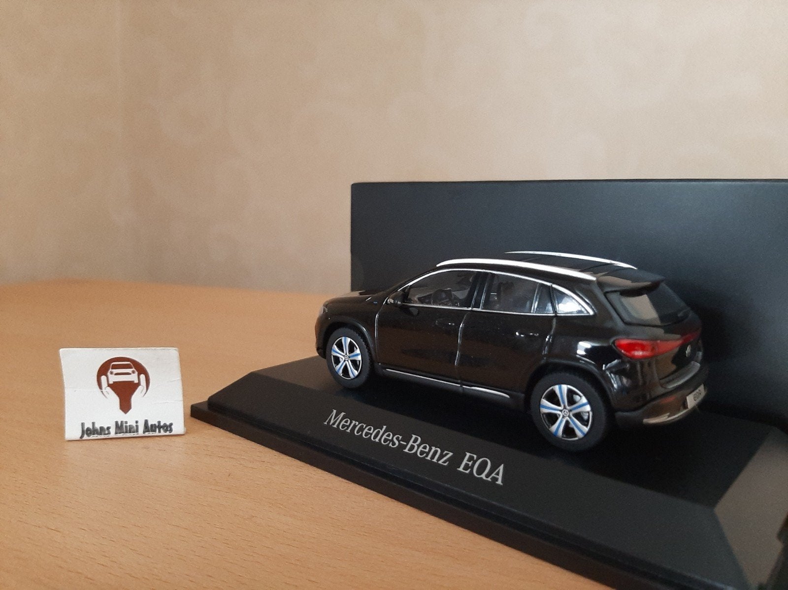 Mercedes Benz EQA Cosmos Black 1:43, Overige merken, Auto, Nieuw, Herpa
