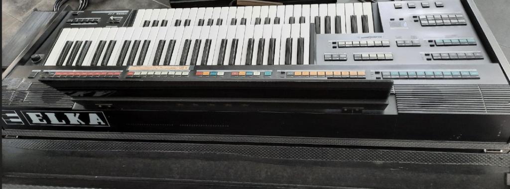 elka X45 orgel dubbel klavier, Muziek en Instrumenten, Orgels, Ophalen, Gebruikt, 2 klavieren, Orgel