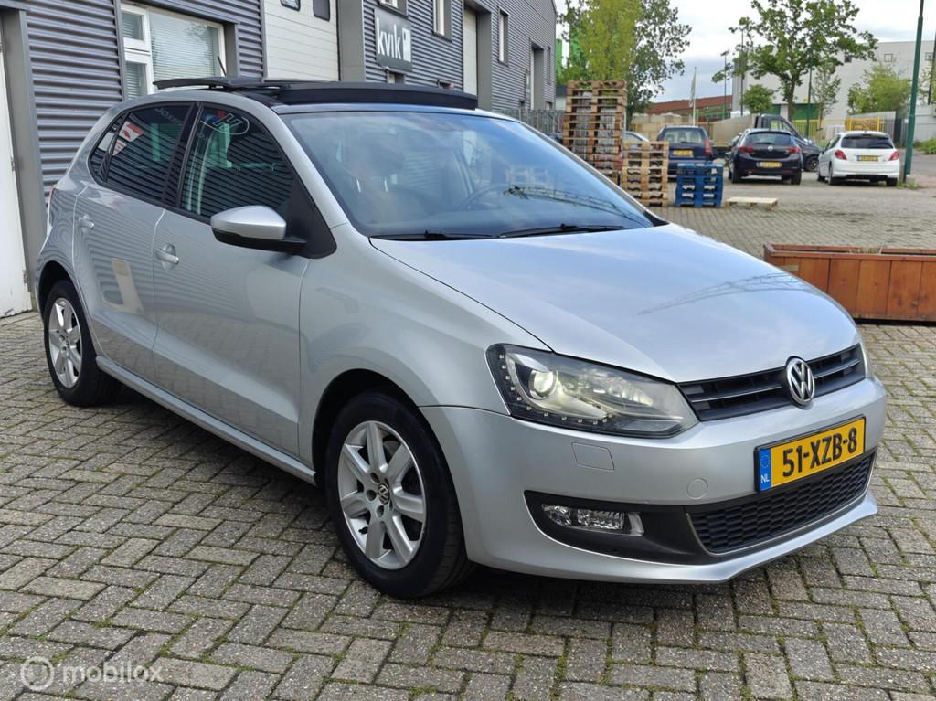 Volkswagen Polo 5-deurs 1.2TSi 90pk Highline Panoramadak NL, Auto's, Volkswagen, Euro 5, 40 €/maand, Handgeschakeld, 19 km/l