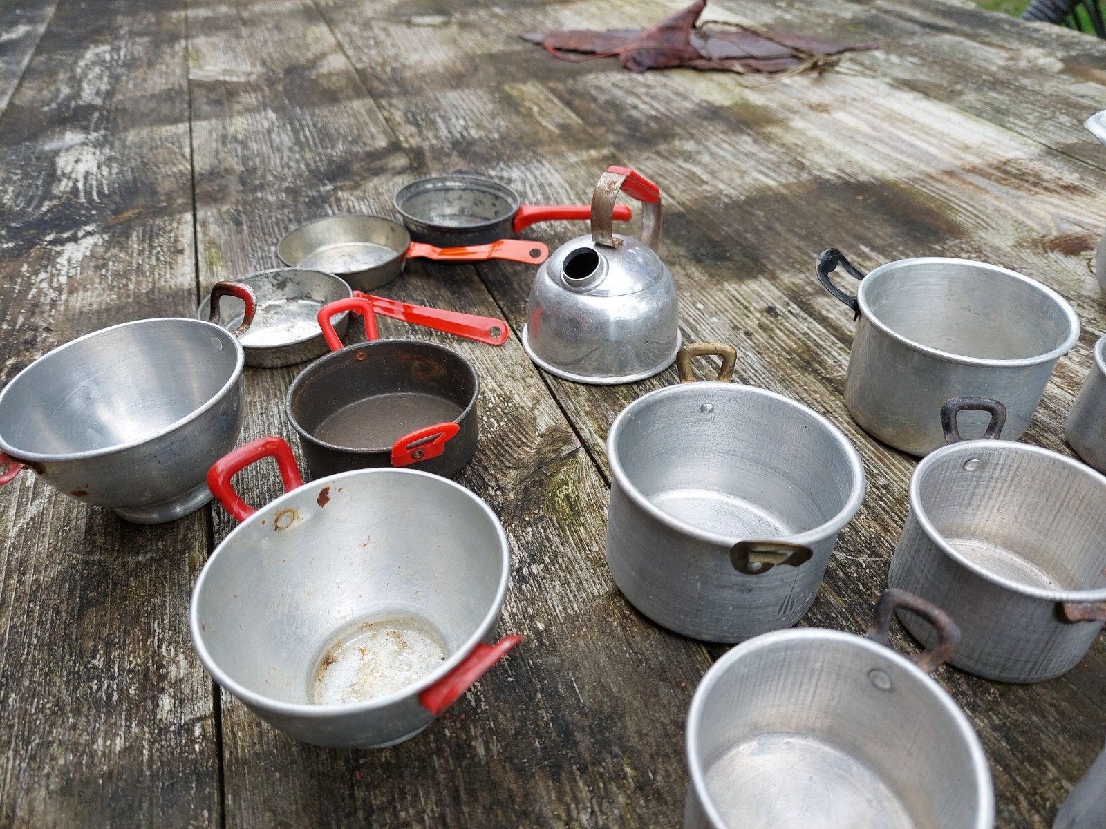 Vintage aluminium speelgoedkeukenset - 20 stuks, Antiek en Kunst, Ophalen of Verzenden