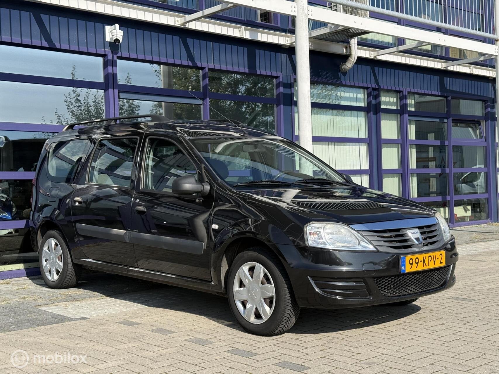 Dacia Logan 1.6 Lauréate| APK| Airco| NAP, Auto's, Gebruikt, 4 cilinders, 620 kg, Bedrijf