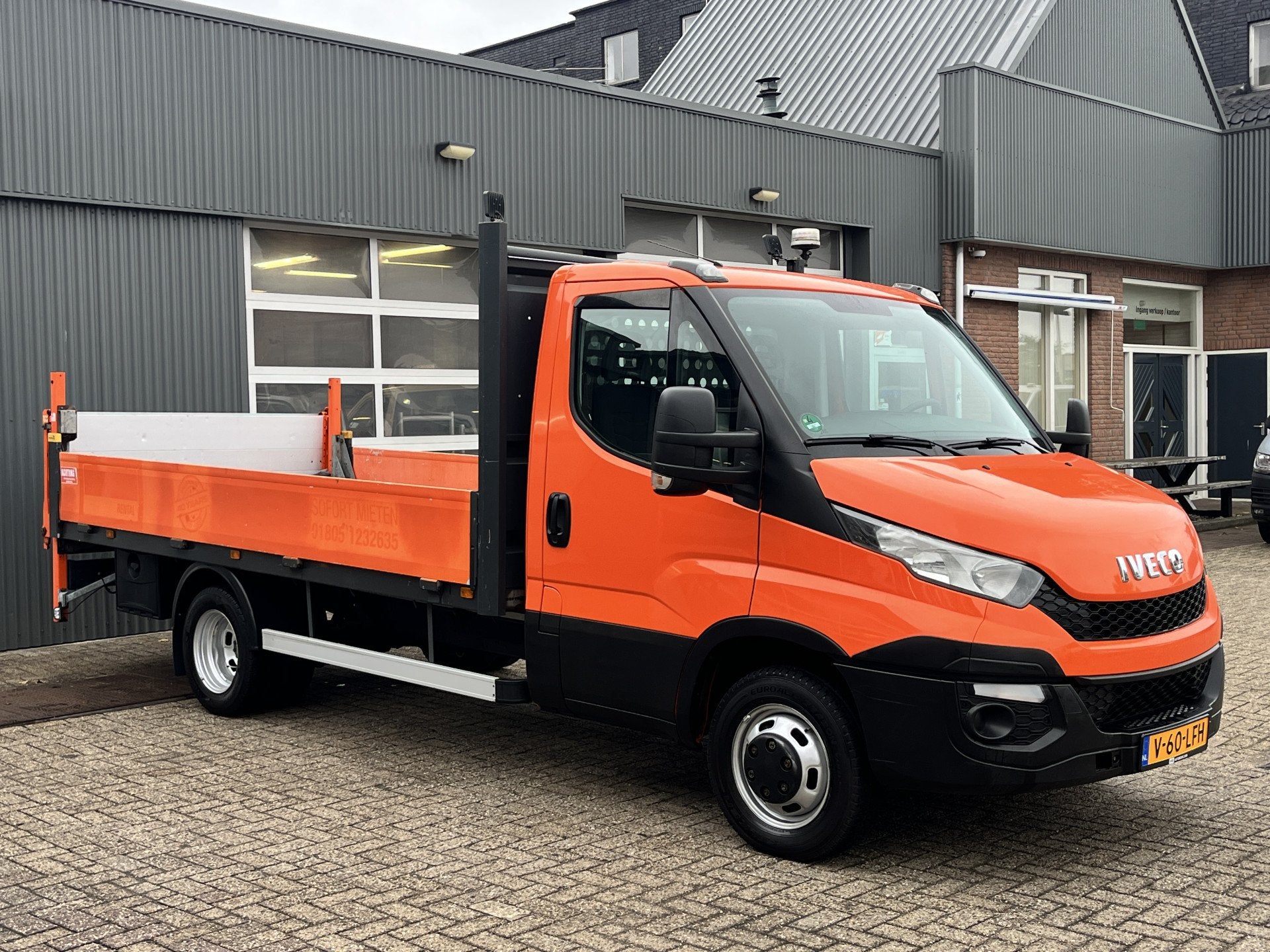 Iveco Daily 35C15 2.3 375 Trekhaak 3500kg Laadklep 500kg Ope, Gebruikt, Zwart, Iveco, Bedrijf