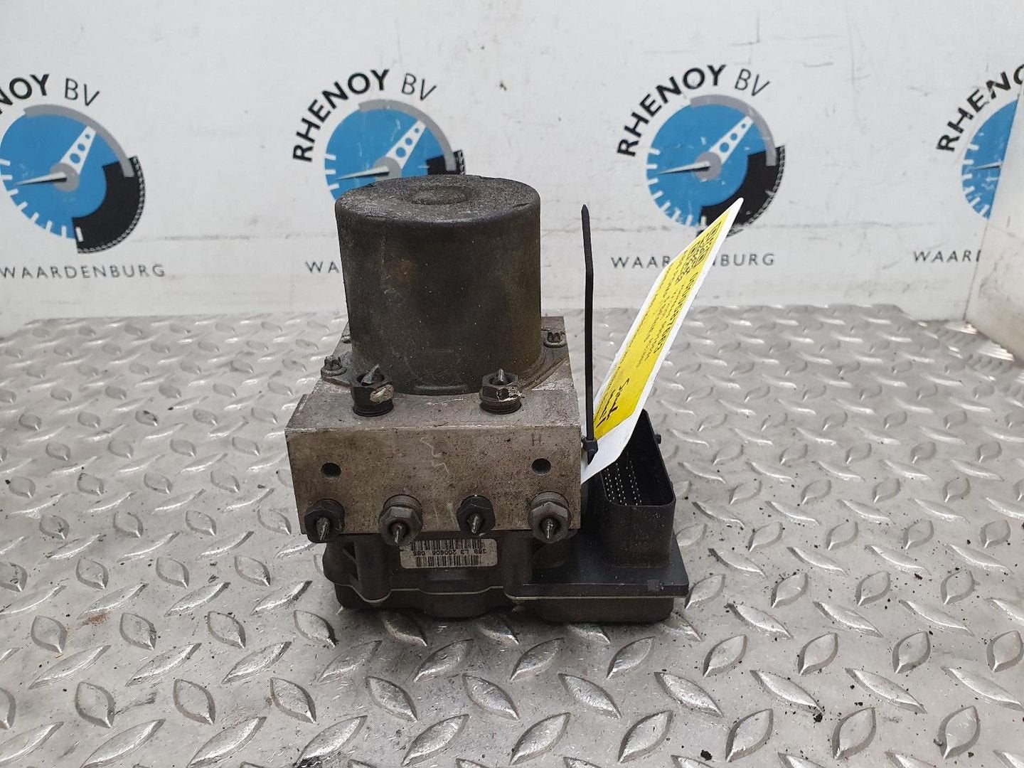 BMW 5 SERIES 535D E61 ABS POMP  2005, Ophalen of Verzenden, Gebruikt, Stiba lid