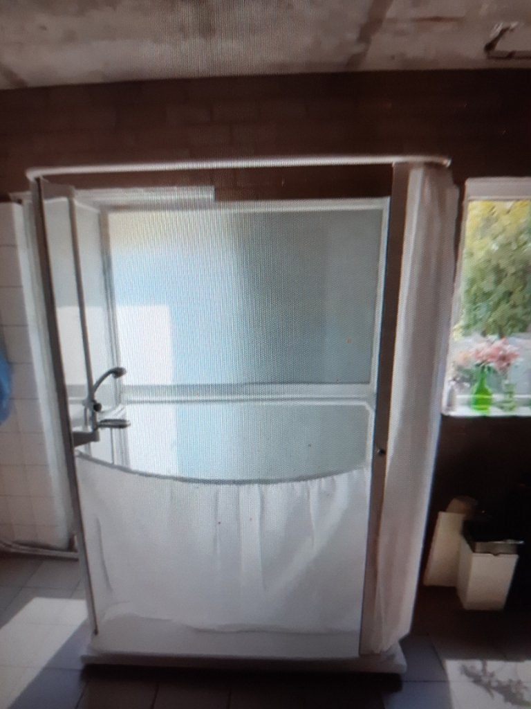 Zorgdouche, mobiele.  Douchecabine incl krukje, Ophalen, Zo goed als nieuw, Douche