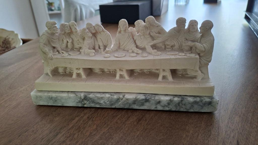 Het Laatste Avondmaal Beeldje op Marmeren Sokkel, Ophalen of Verzenden, Zo goed als nieuw, Religie