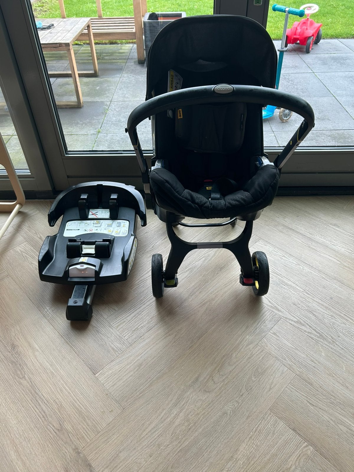 Doona + , met isofix, Ophalen, Gebruikt, Kinderwagen