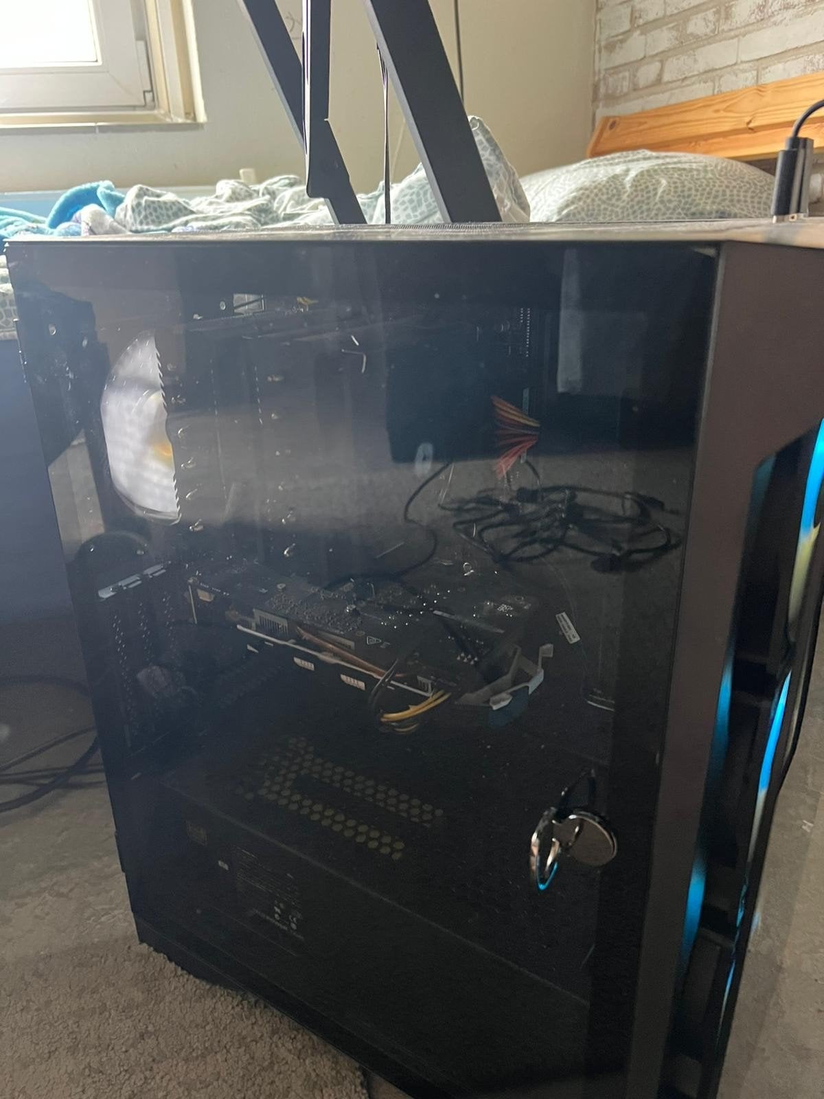 Foto 4 van Gaming PC Ryzen 5 5600, GTX 1060 6GB, 16GB DDR4, SSD500/HDD6