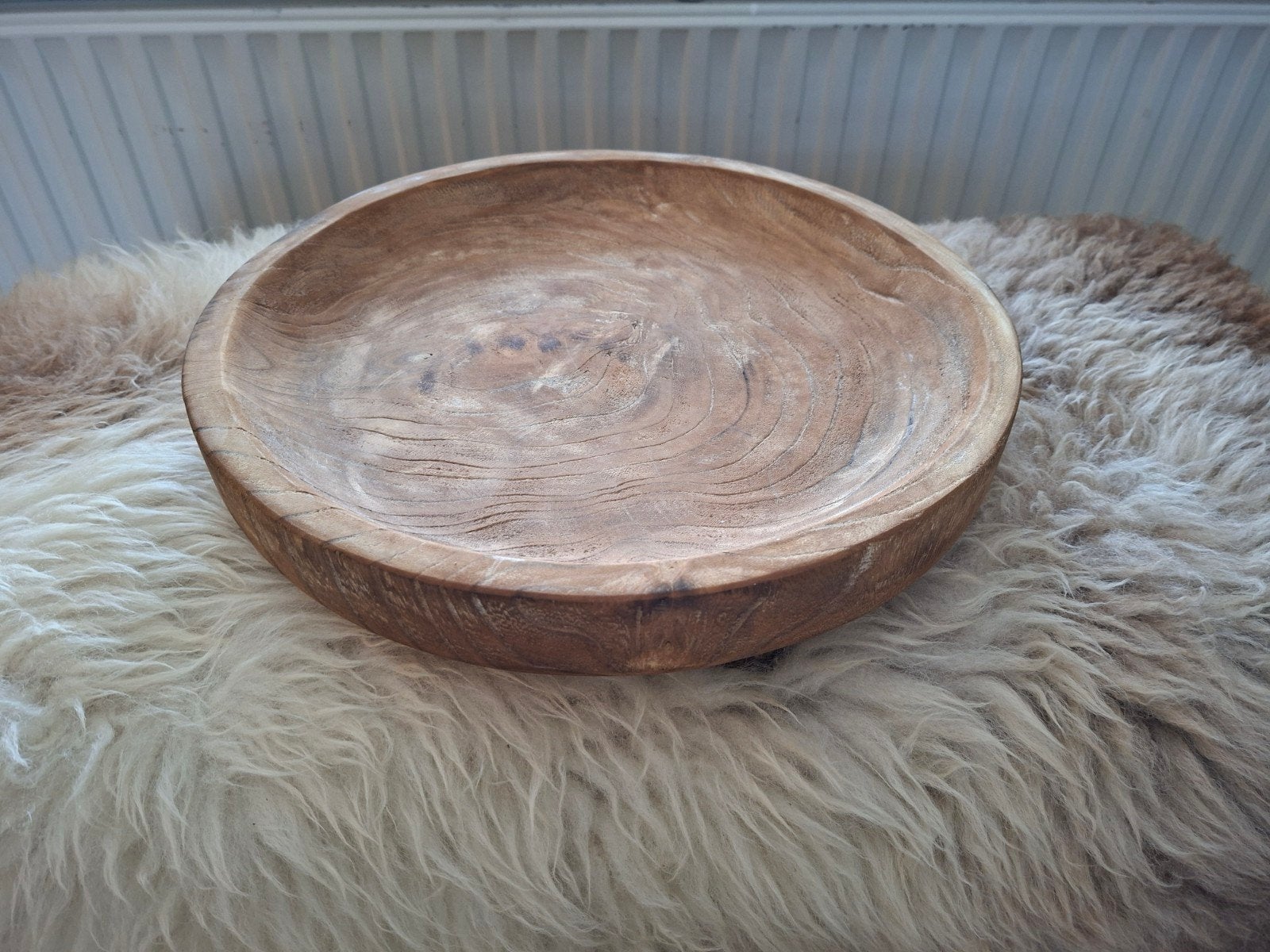 Houten schaal/plateau op 3 pootjes, Ophalen, Schaal, Rond, Zo goed als nieuw