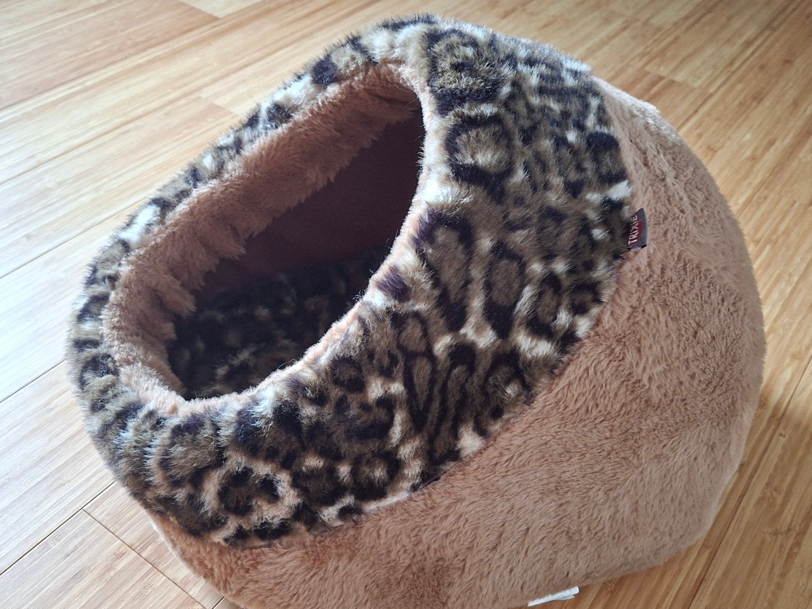 Kattenmand iglo – zacht – nooit gebruikt – €20, Dieren en Toebehoren, Ophalen of Verzenden, Nieuw, Pluche