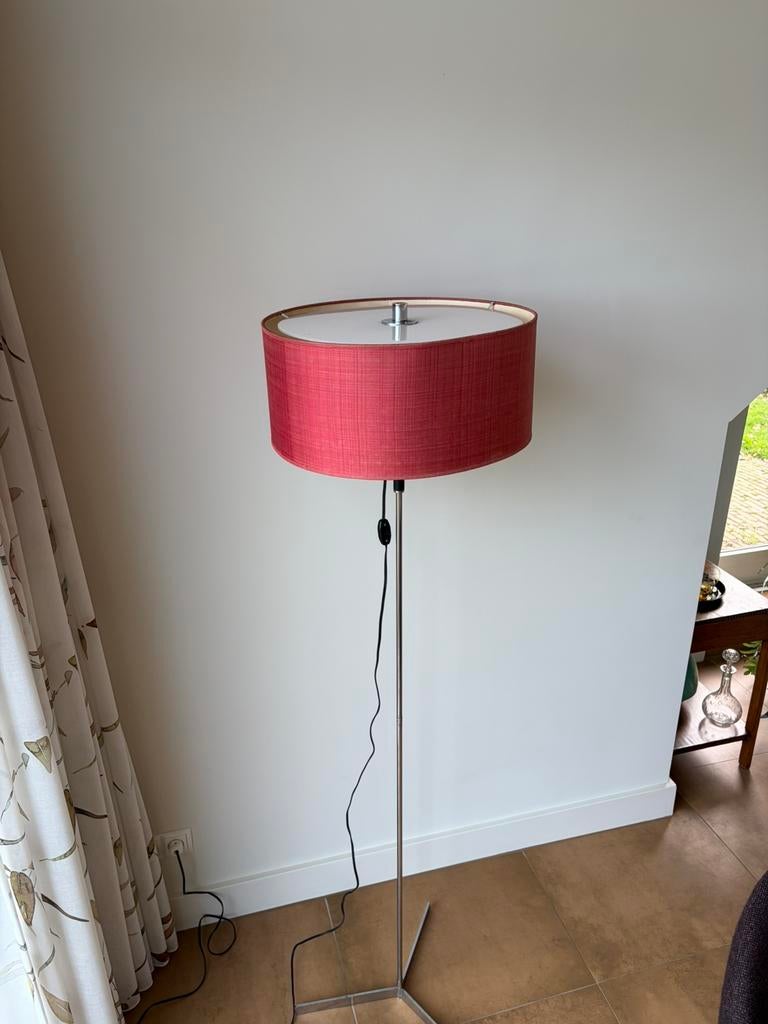 Vintage vloerlamp met rode lampenkap, Ophalen, 150 tot 200 cm