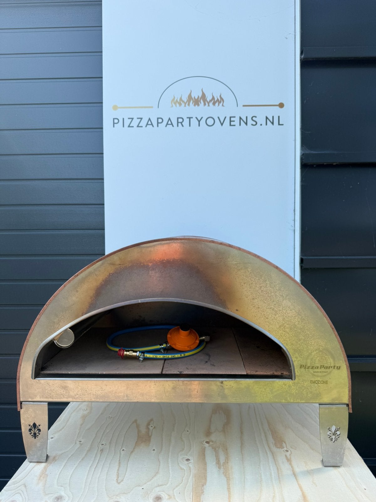 Pizza Party Emozione gasgestookte pizzaoven, Ophalen, Gebruikt, 3832 LE, Pizza Party Ovens Benelux