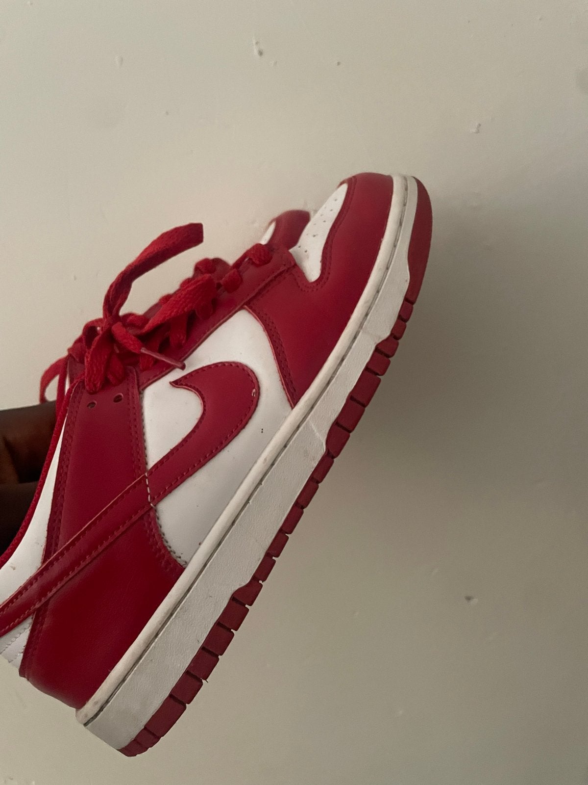 Nike Dunk Low Rood/Wit - Maat 38, Kleding | Dames, Ophalen of Verzenden, Gedragen, Overige kleuren
