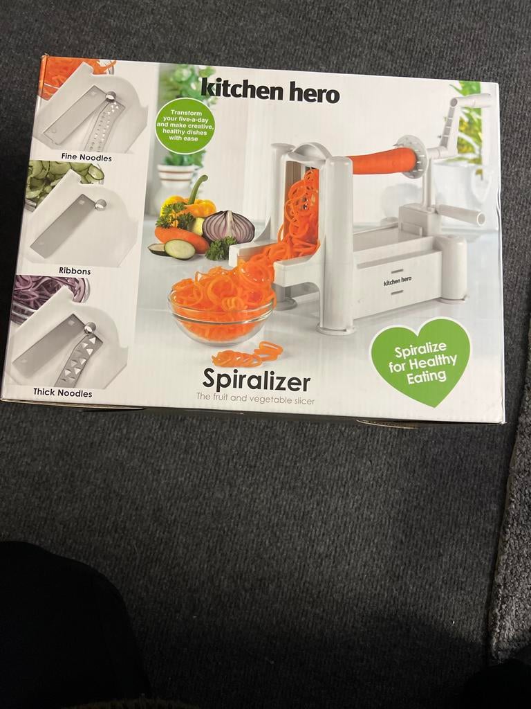 Kitchen Hero Spiraalsnijder - Groente en Fruit, Overige typen, Kunststof, Nieuw, Ophalen of Verzenden