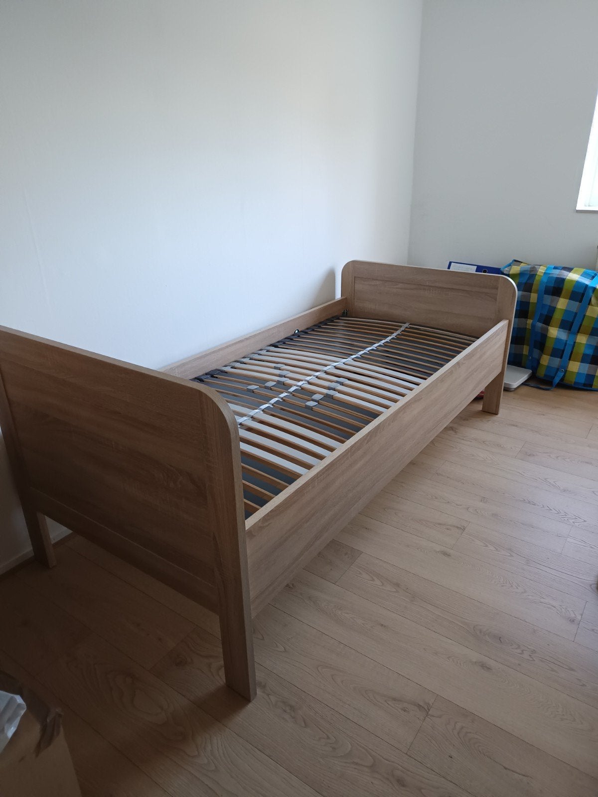Eenpersoons Seniorenbed 90x200 cm met lattenbodem, Huis en Inrichting, Ophalen, Verstelbaar, 90 cm, Eenpersoons