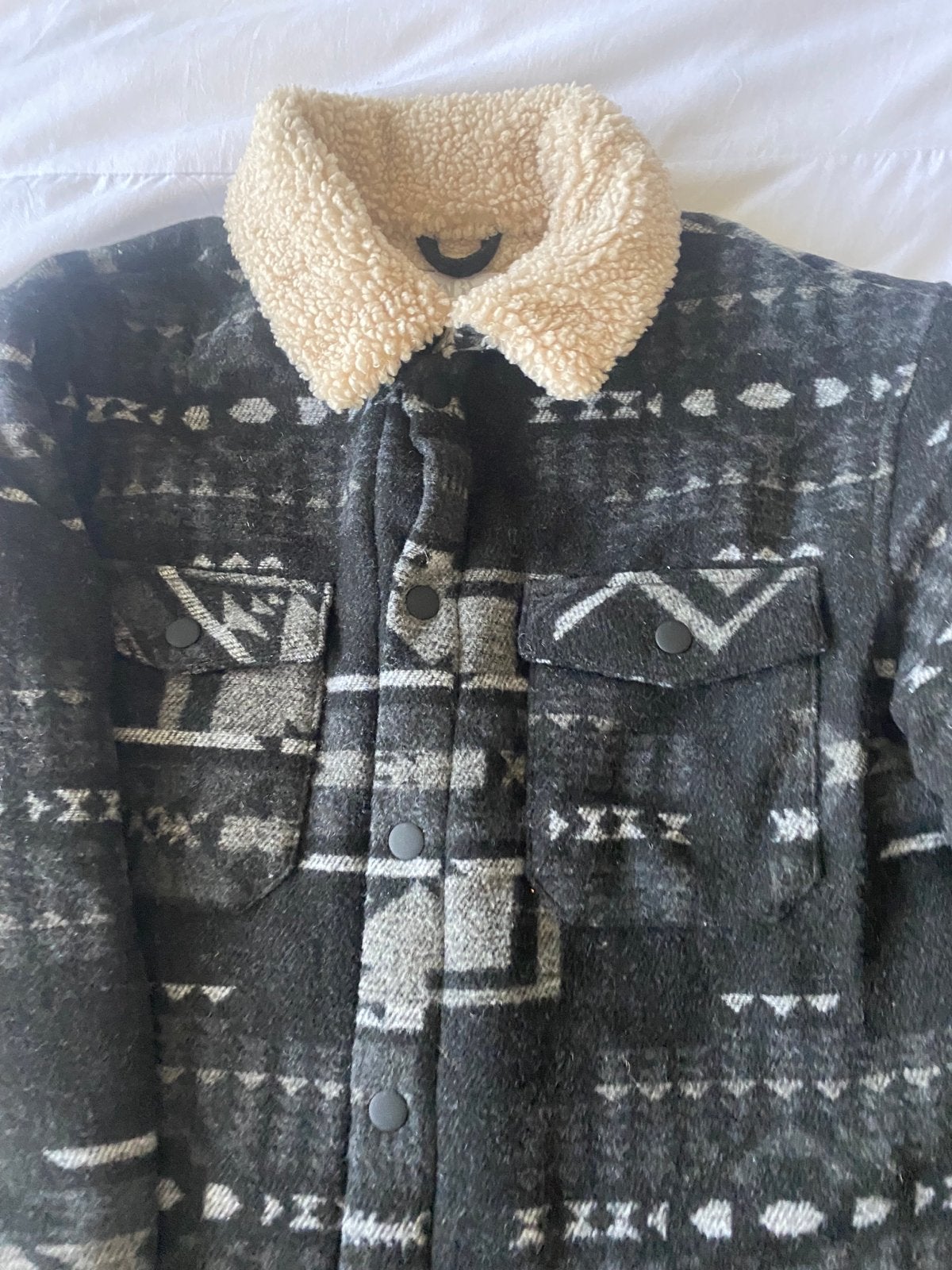 Nieuw Zara Kinderjas met teddy voering - Maat 152, Ophalen of Verzenden, Nieuw, Jongen of Meisje, Jas