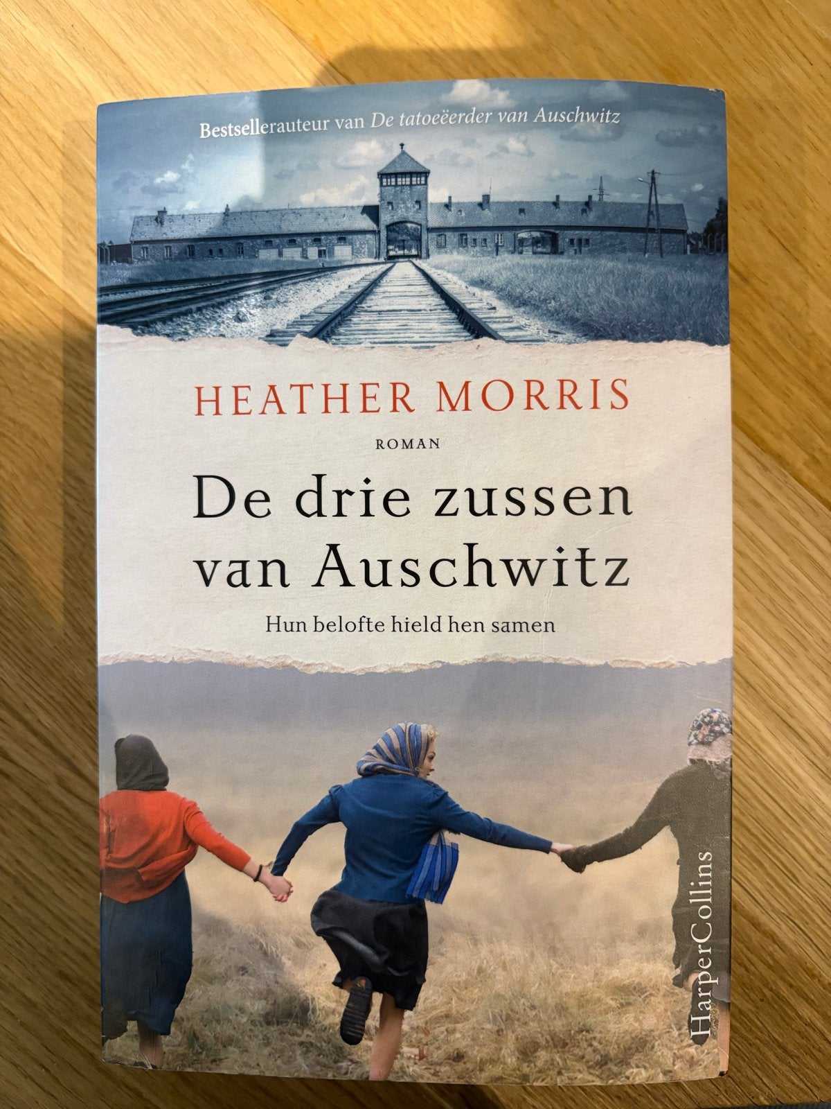 De drie zussen van Auschwitz - Heather Morris, Ophalen of Verzenden, Zo goed als nieuw, Nederland