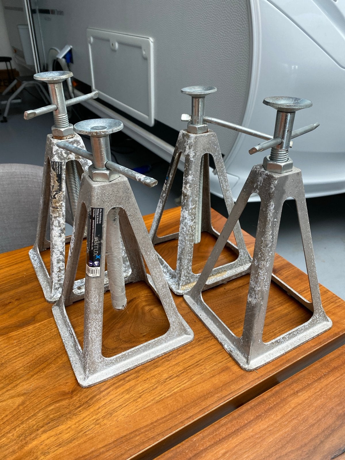 Set van 4 caravan steunen - stabiel en betrouwbaar, Caravans en Kamperen, Ophalen, Gebruikt