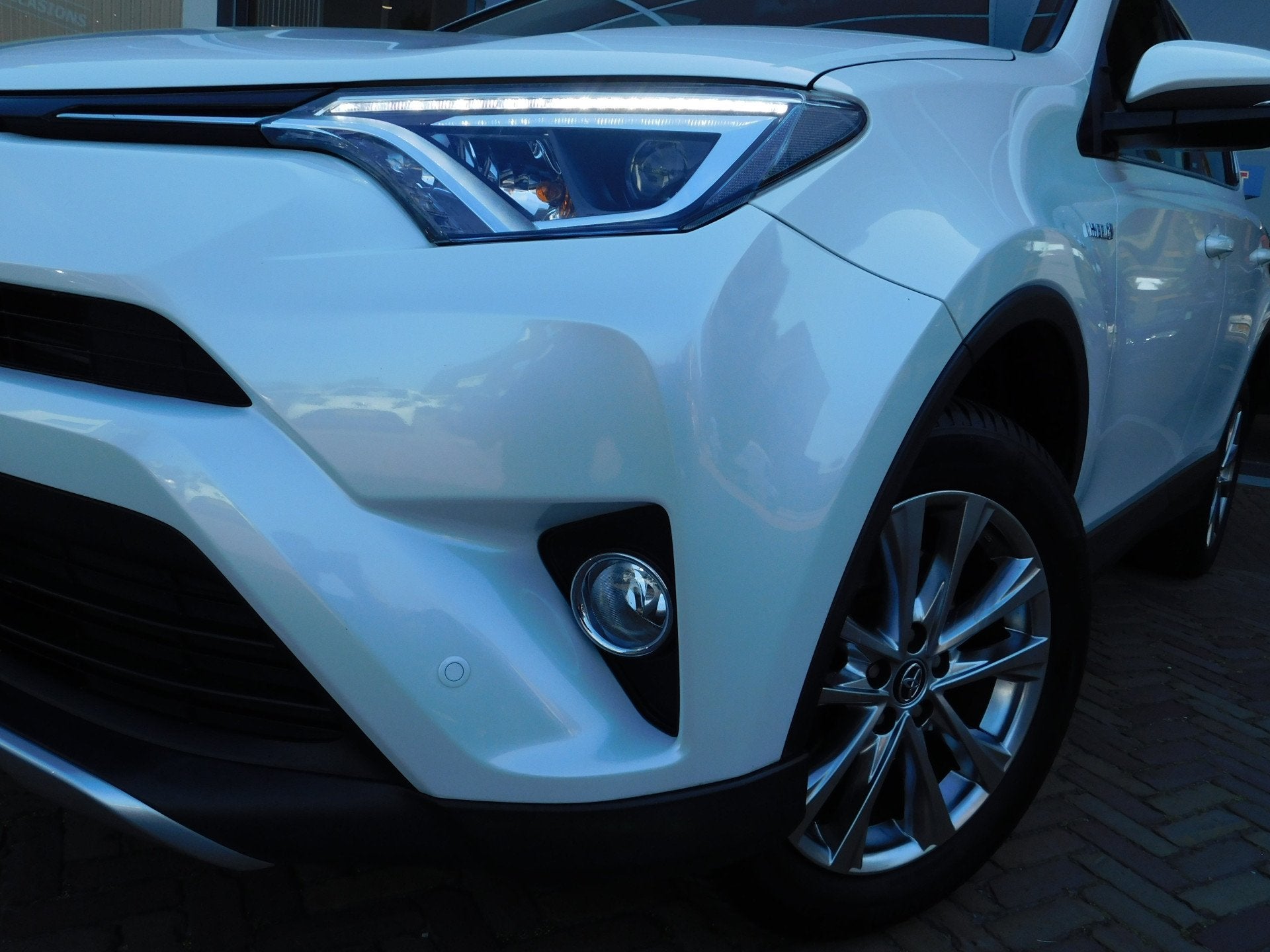 Toyota RAV4 2.5 Hybrid AWD Dynamic | 1.650KG Trekgewicht, Automaat, 12 maanden, Stof, Gebruikt