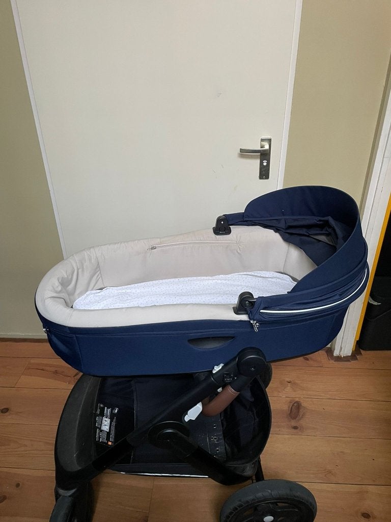 Stokke Trailz Deep Blue Kinderwagen, Kinderen en Baby's, Gebruikt, Met reiswieg, Ophalen, Kinderwagen