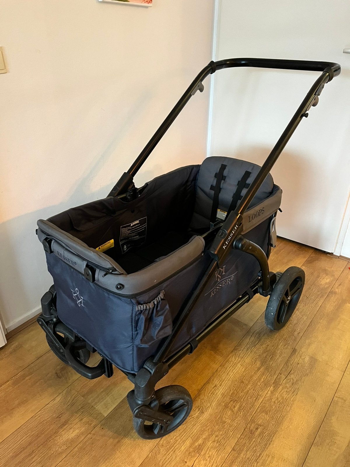 Kesser Loops bolderkar/kinderwagen, Kinderen en Baby's, Gebruikt, Verstelbare duwstang, Ophalen, Kinderwagen