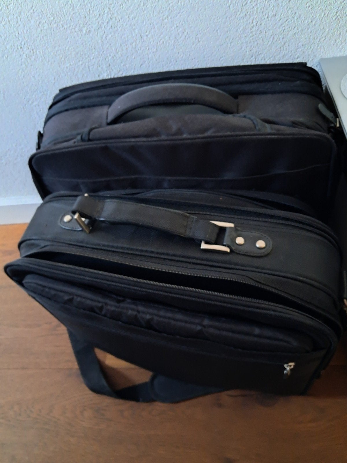 Werktas/Kantoortas/Tas/Laptoptas Dell en Samsonite €10 pst, Computers en Software, Ophalen, 17 inch of meer, Zo goed als nieuw