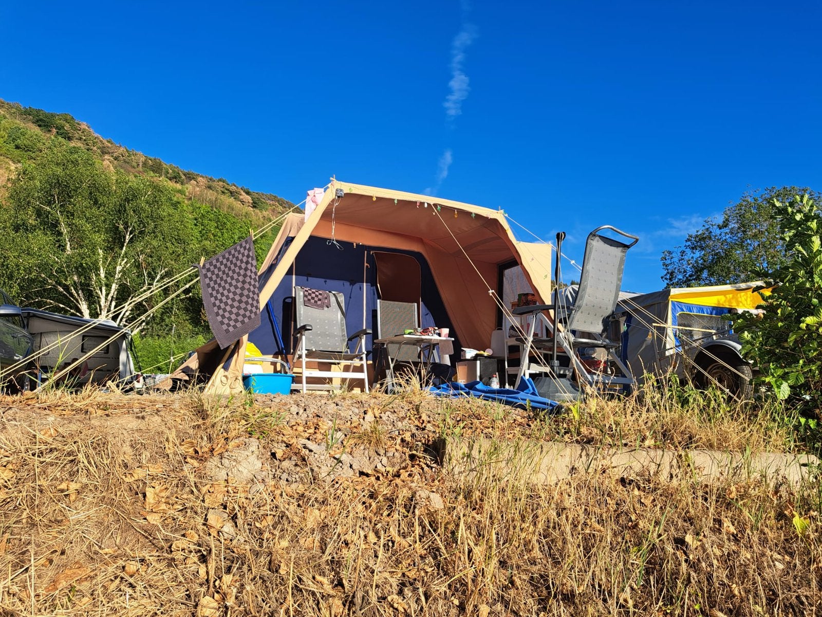 Te koop: Pyramide tent Sperwer 4 Vrijbuiter, Caravans en Kamperen, Ophalen, Zo goed als nieuw, Tot en met 4