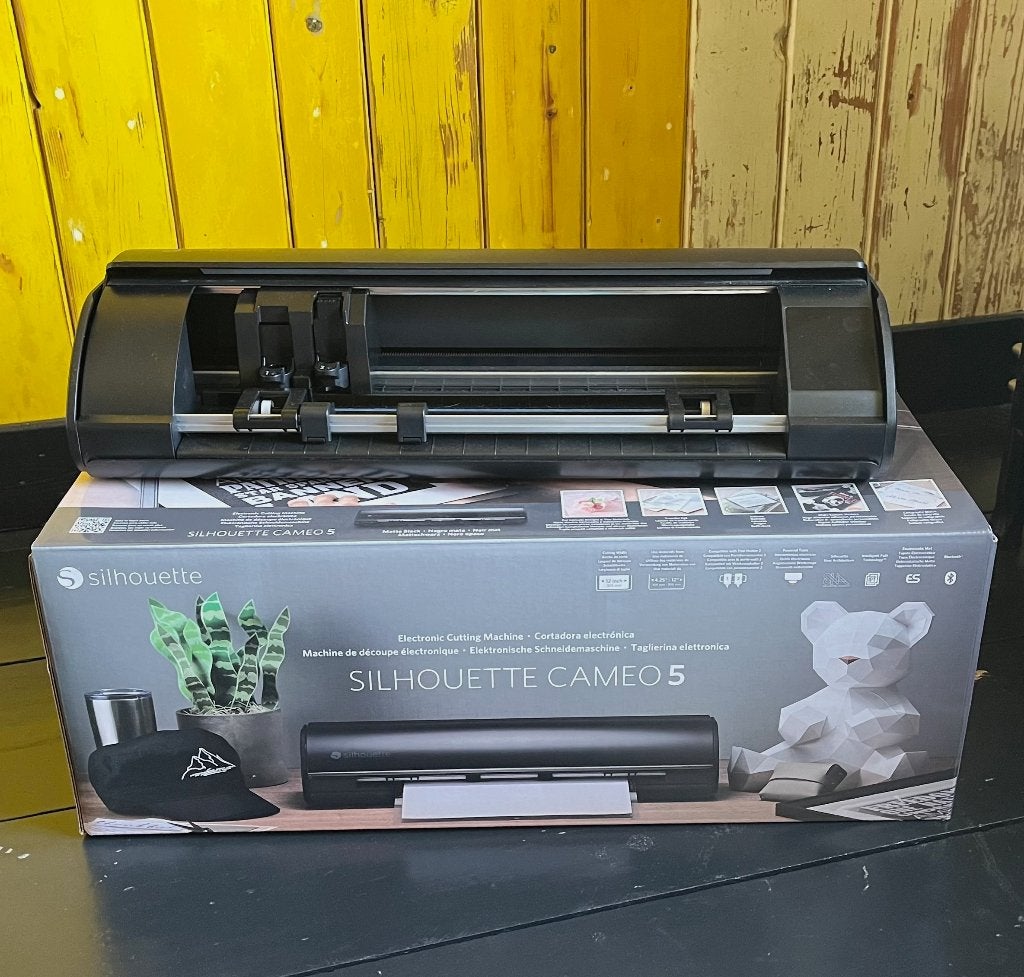 Silhouette Cameo 5 zwart + veel accessoires–zeer goede staat, Zo goed als nieuw, Silhouette, Machine, Ophalen