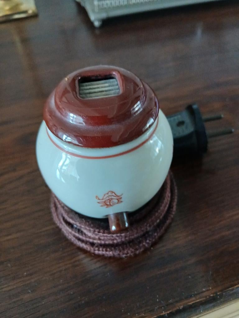 Antieke elektrische tafel aansteker, Verzamelen, Rookartikelen, Aanstekers en Luciferdoosjes, Zo goed als nieuw, Aansteker, Ophalen of Verzenden
