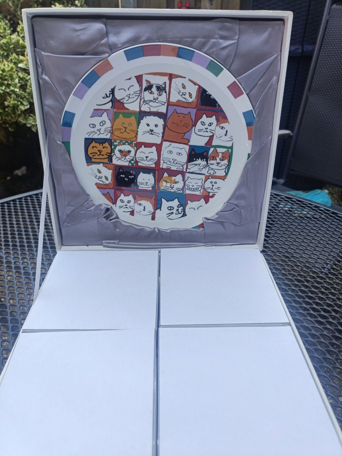 Mikasa Manhattener's Katten Borden Set - Nieuw in Doos, Overige merken, Nieuw, Ophalen of Verzenden, Bord(en)