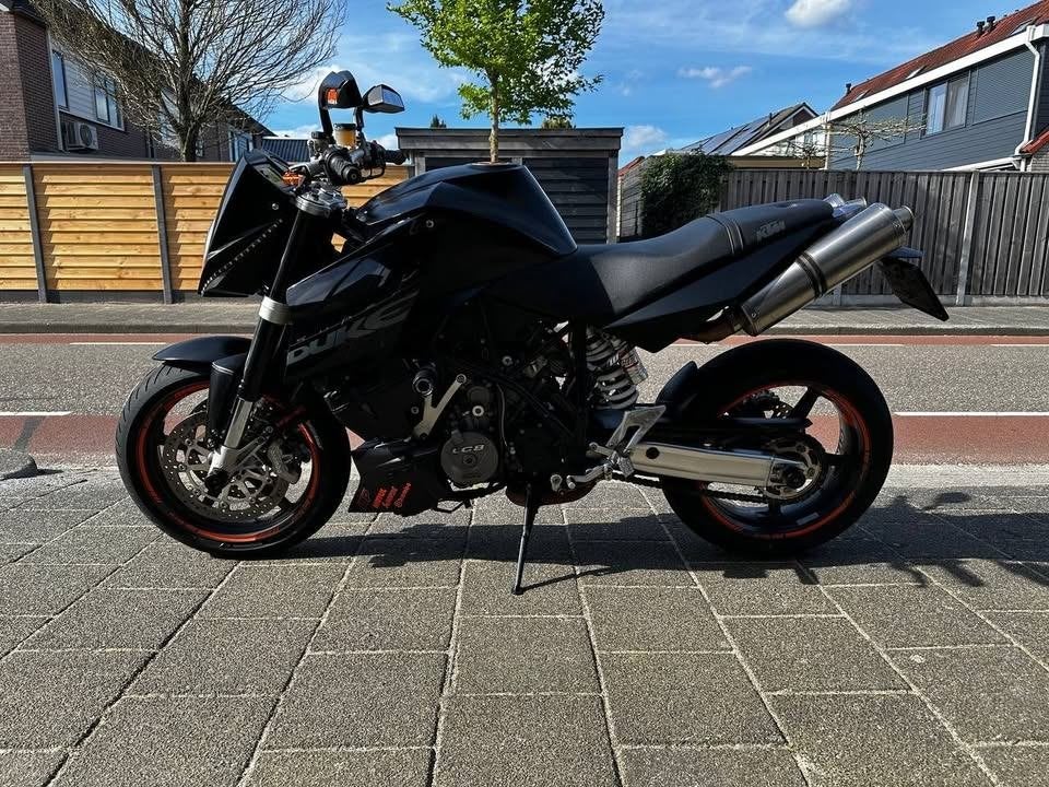 KTM Superduke 990, Sportuitlaat, 2 cilinders, Motorrijbewijs A, Gebruikt