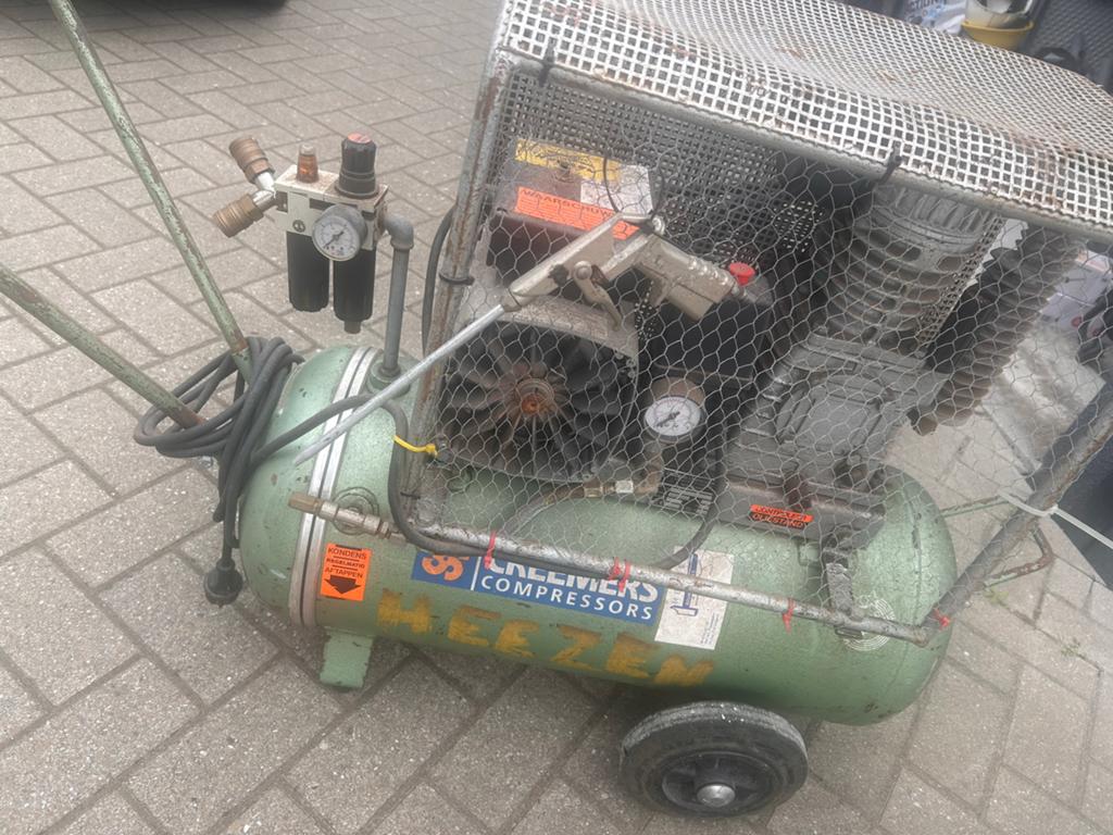 Robuuste Compressor - Creemers Compressors, Ophalen, Gebruikt, 6 tot 10 bar, 25 tot 100 liter