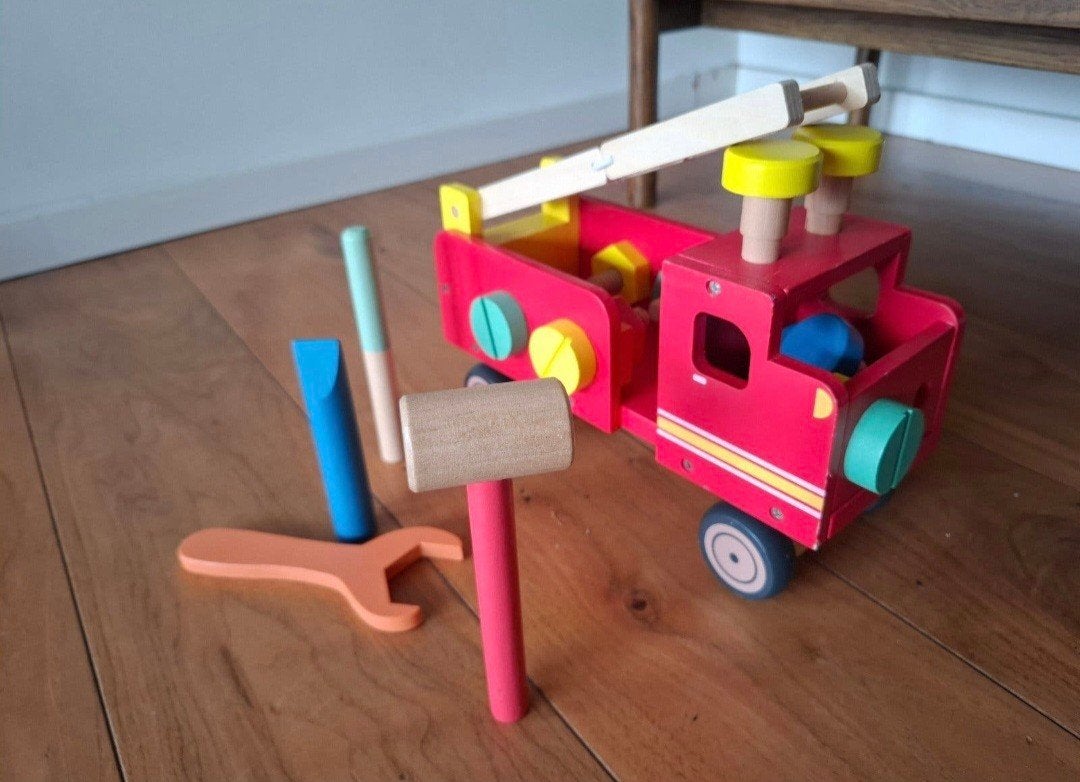 houten brandweerauto met gereedschap, Kinderen en Baby's, Ophalen of Verzenden, Nieuw