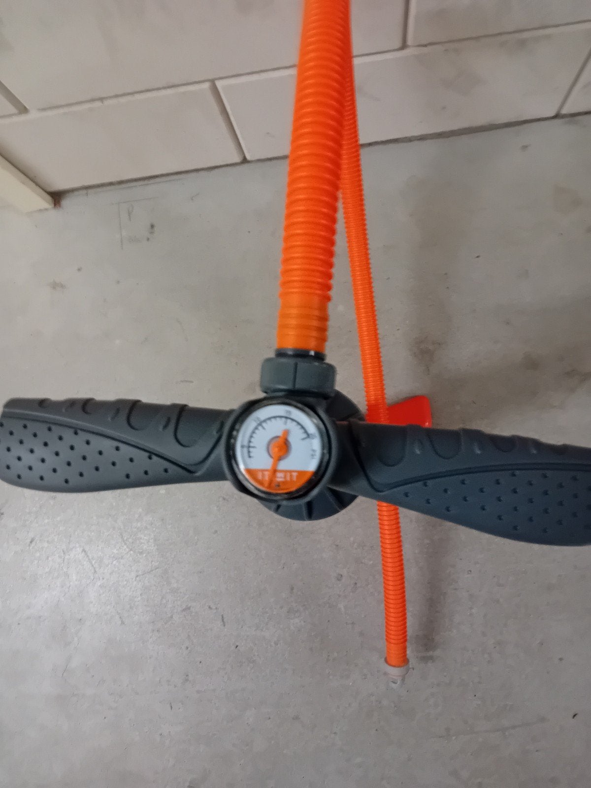 pomp voor sub 10 euro, Ophalen, Zo goed als nieuw, SUP-accessoire