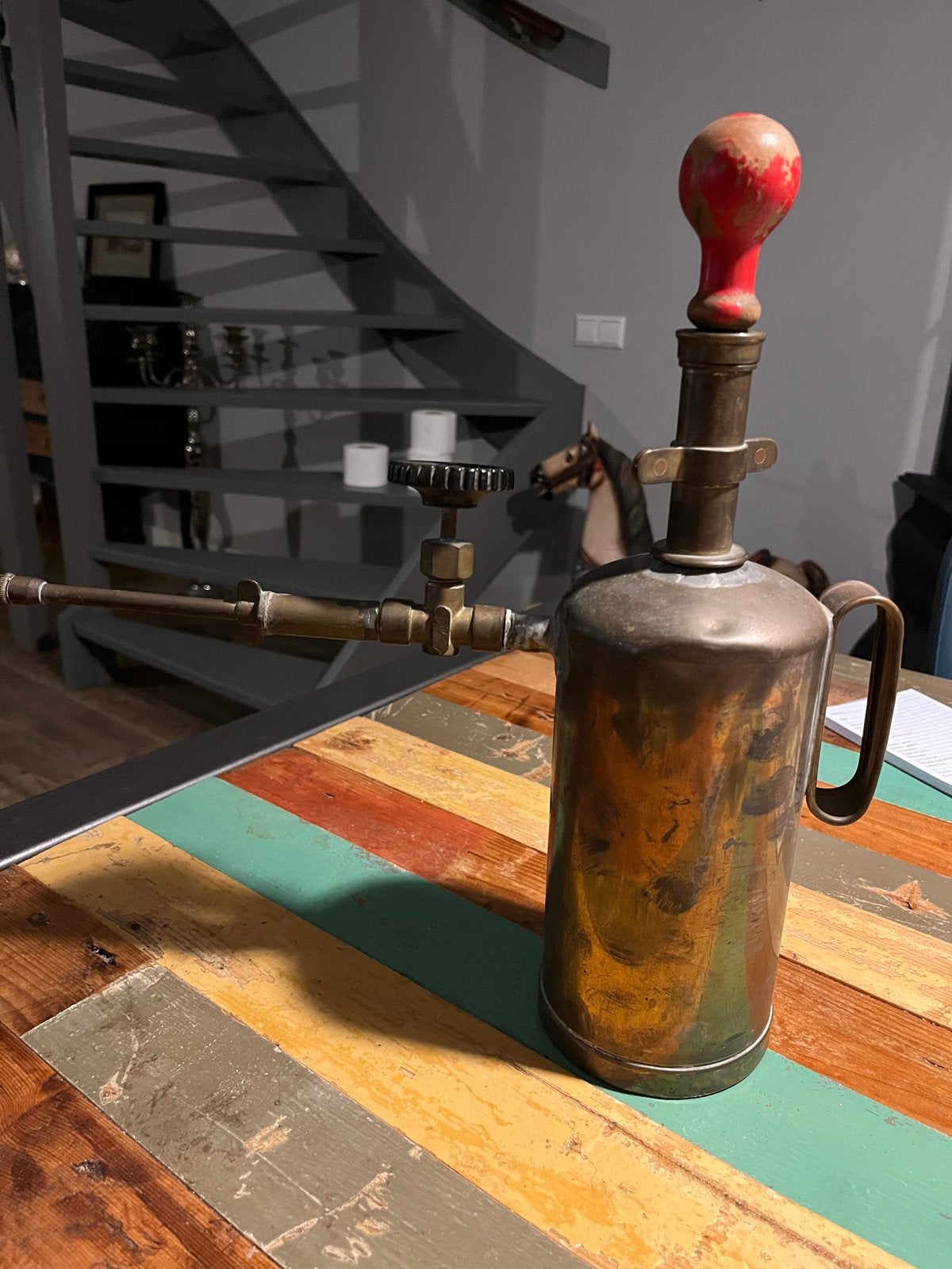 Antieke koperen spuitfles met pomp - Decoratief item, Ophalen of Verzenden