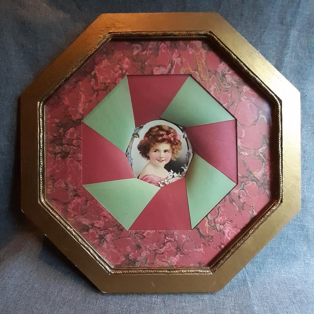 Brocante wanddecoratie "Meisje", Antiek en Kunst, Curiosa en Brocante, Ophalen of Verzenden