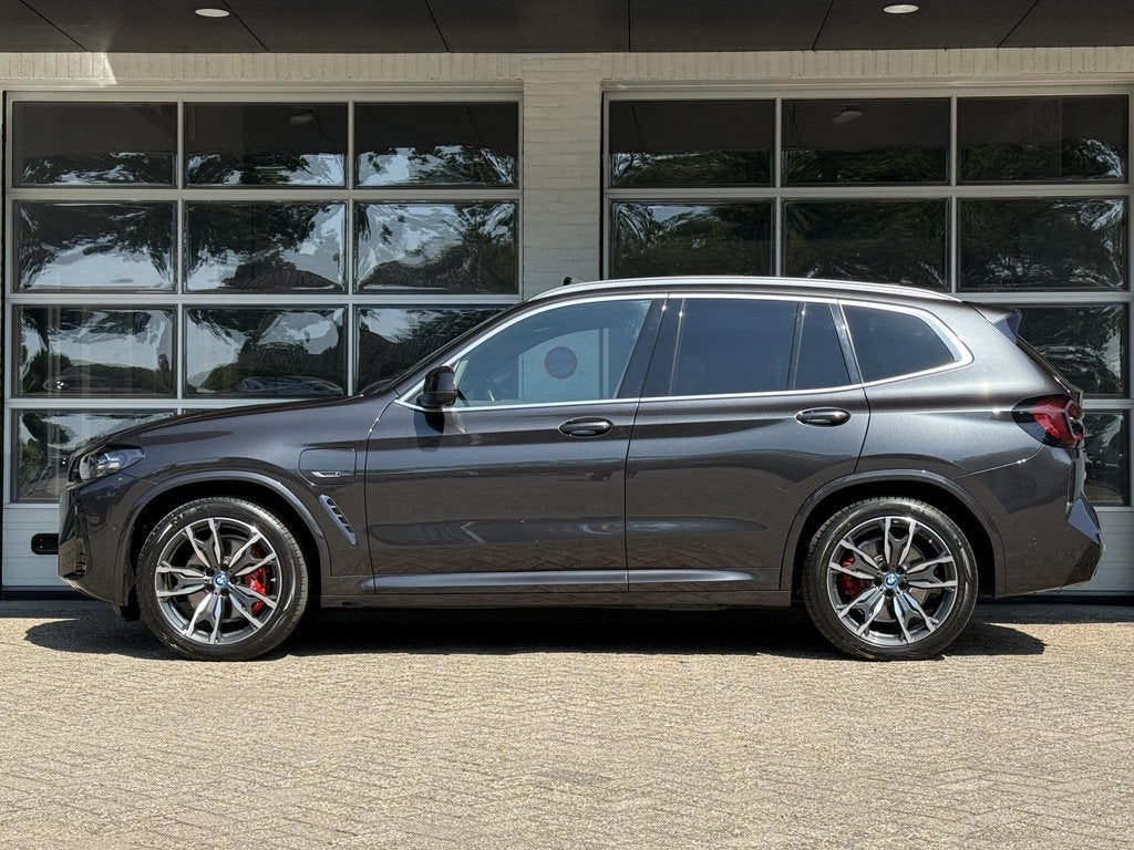 BMW X3 xDrive30e M SPORT | SPORTREMMEN ROOD | PANORAMA | TRE, Auto's, BMW, 1998 cc, Gebruikt, 4 cilinders, Bedrijf