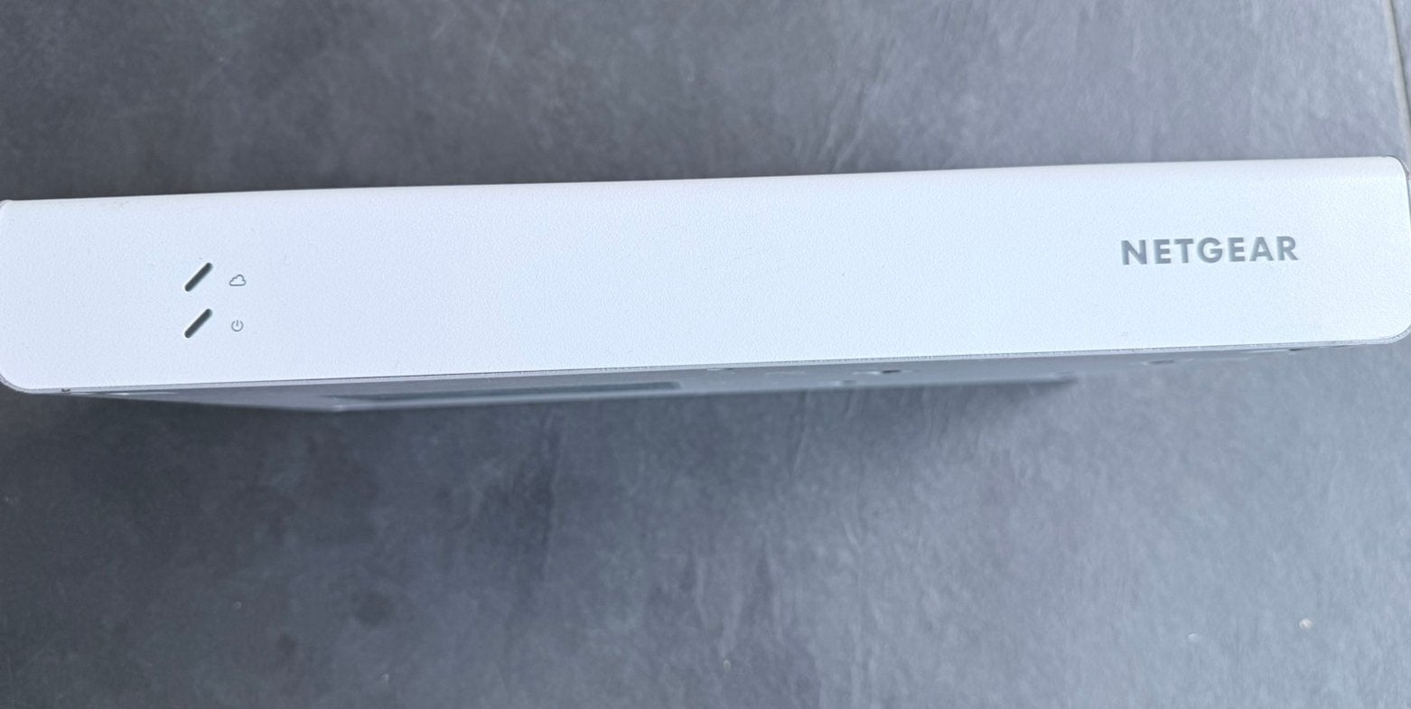Netgear GS510P, Computers en Software, Netwerk switches, Zo goed als nieuw, Ophalen of Verzenden