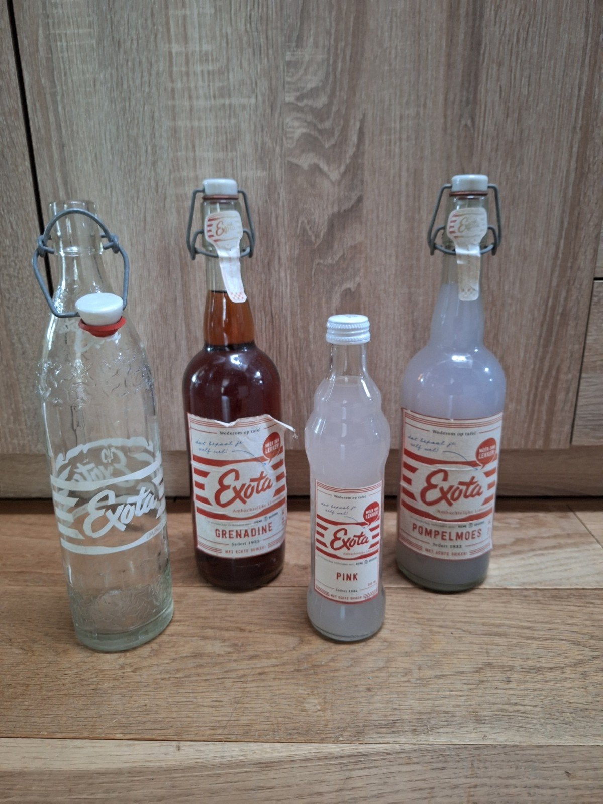 4 exotische drink ,1 oude en 3 uit 2018 .zie foto's., Ophalen