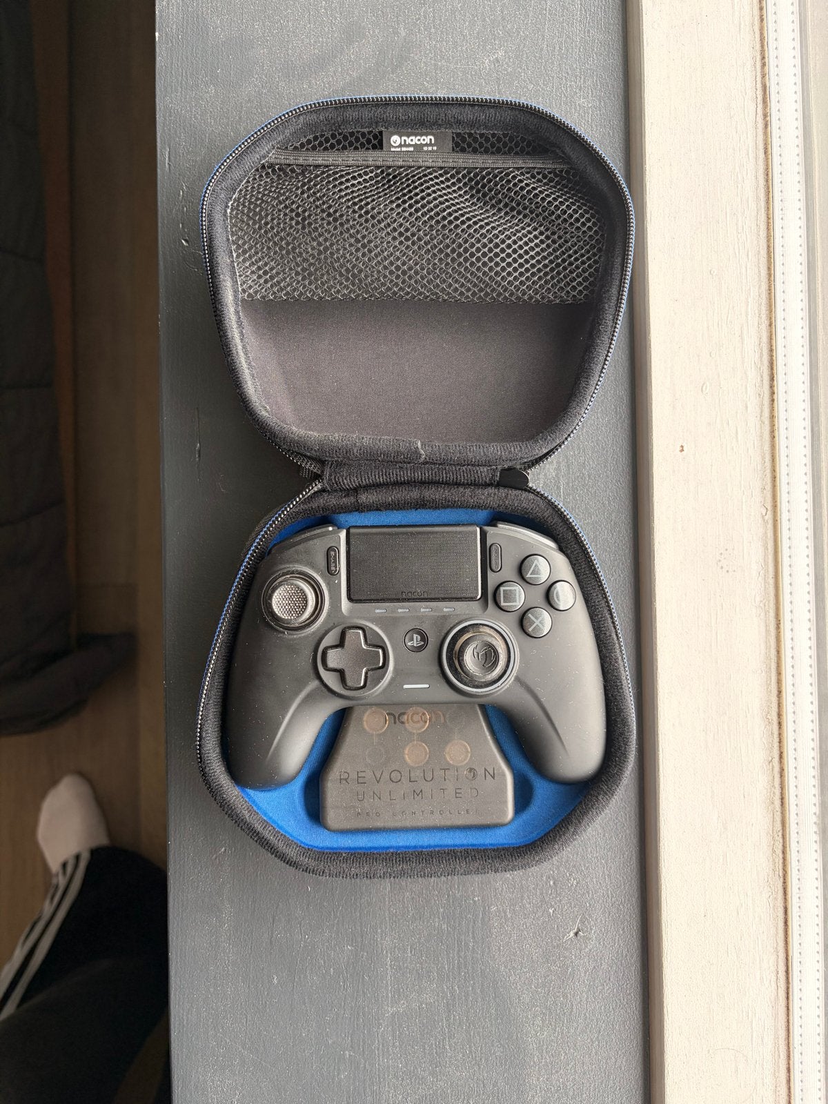 Nacon Revolution Unlimited Pro Controller Draadloos, Ophalen of Verzenden, Zo goed als nieuw, Controller, PlayStation 4