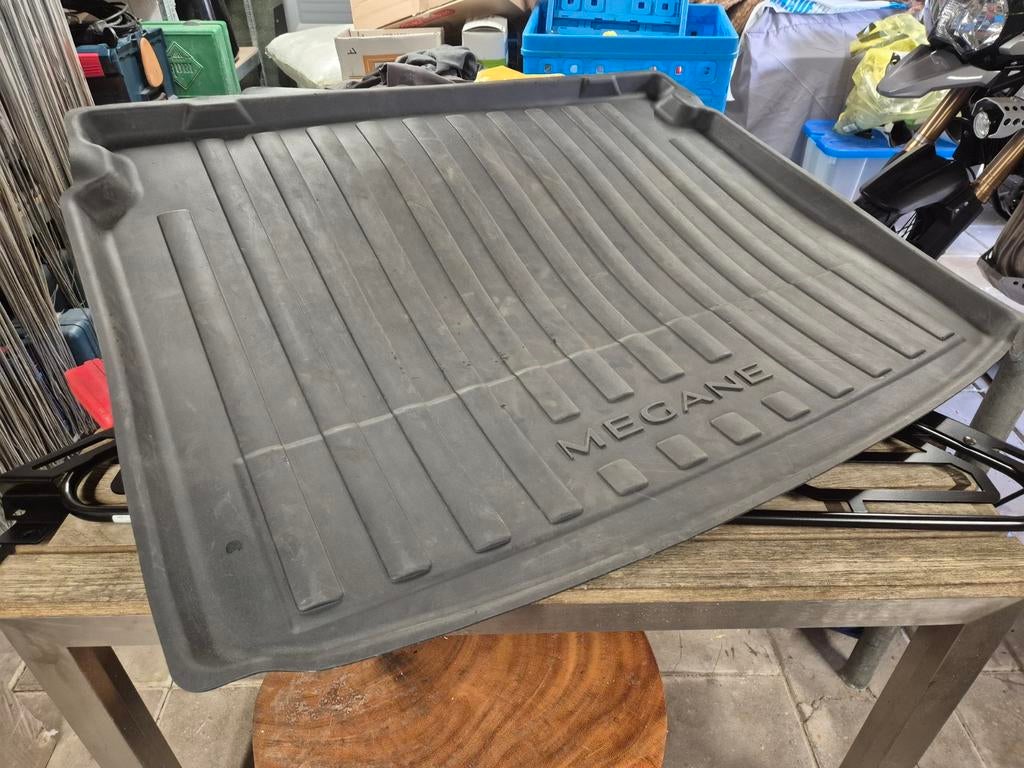 Origineel Renault Megane IV 2016-2019 rubberen kofferbakmat, Ophalen of Verzenden