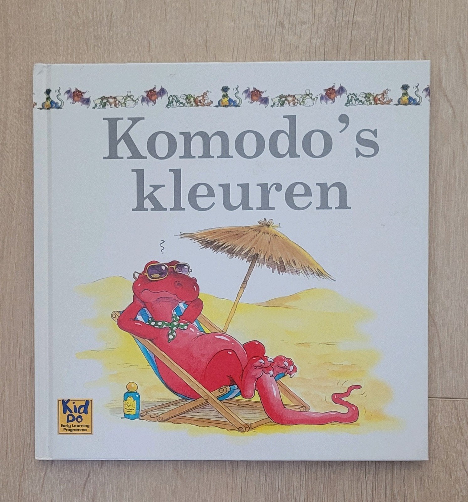 Komodo's kleuren - kinderboek, Boeken, Ophalen of Verzenden, Zo goed als nieuw